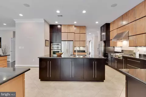 6820 Dillon Ave, Mclean, VA 22101 photo 8