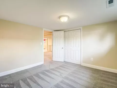 7412 Farnum St, Springfield, VA 22151 photo 32