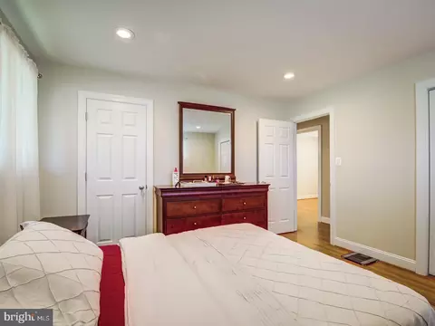 7412 Farnum St, Springfield, VA 22151 photo 17
