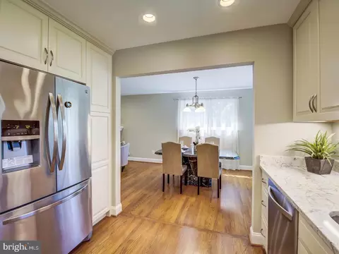 7412 Farnum St, Springfield, VA 22151 photo 14