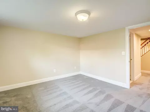 7412 Farnum St, Springfield, VA 22151 photo 37
