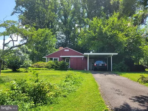 7135 Noland, Falls Church, VA 22042