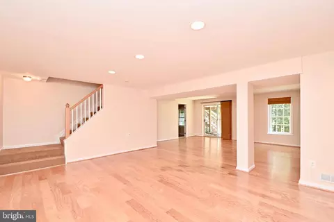 7837 Valleyfield Dr, Springfield, VA 22153 photo 37