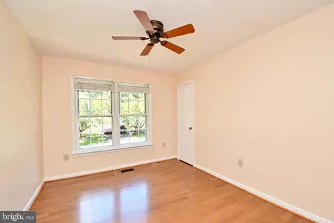 7837 Valleyfield Dr, Springfield, VA 22153 photo 25