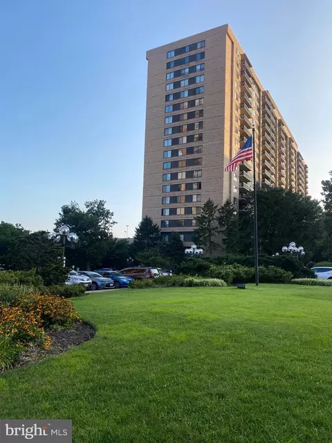 3701 S George Mason Dr #103N, Falls Church, VA 22041