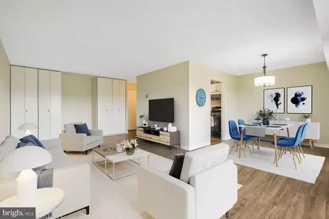 3100 S Manchester St #1130, Falls Church, VA 22044