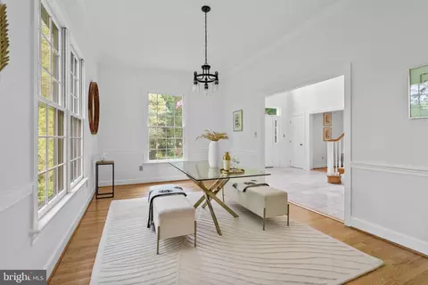 1034 Towlston Rd, Mclean, VA 22102 photo 11