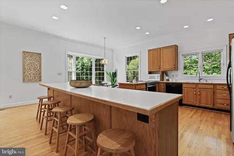1034 Towlston Rd, Mclean, VA 22102 photo 26