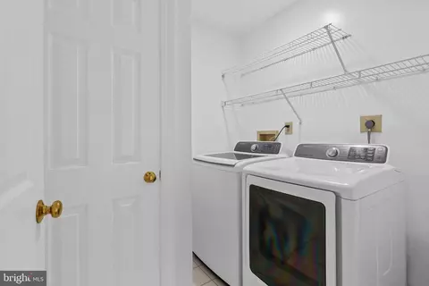 1034 Towlston Rd, Mclean, VA 22102 photo 37