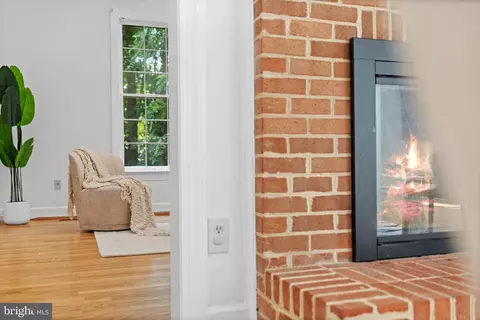 1034 Towlston Rd, Mclean, VA 22102 photo 15