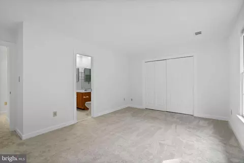 1034 Towlston Rd, Mclean, VA 22102 photo 32