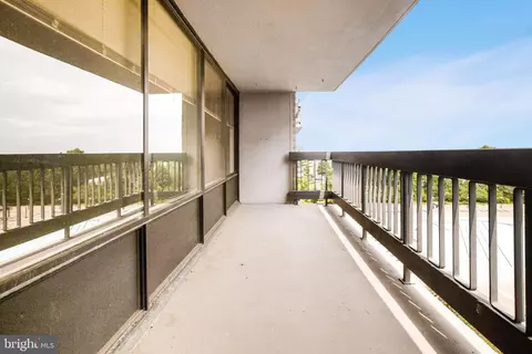 3701 S George Mason Dr #617N, Falls Church, VA 22041