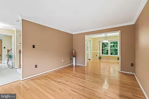 7916 Pebble Brook Ct, Springfield, VA 22153 photo 8