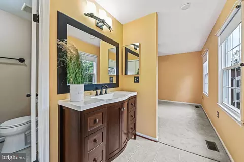 7916 Pebble Brook Ct, Springfield, VA 22153 photo 21