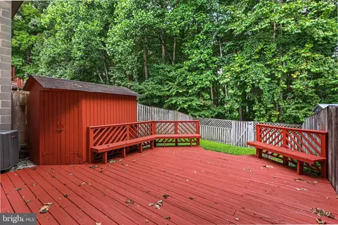 7916 Pebble Brook Ct, Springfield, VA 22153 photo 4