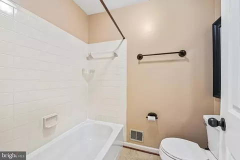 7916 Pebble Brook Ct, Springfield, VA 22153 photo 24