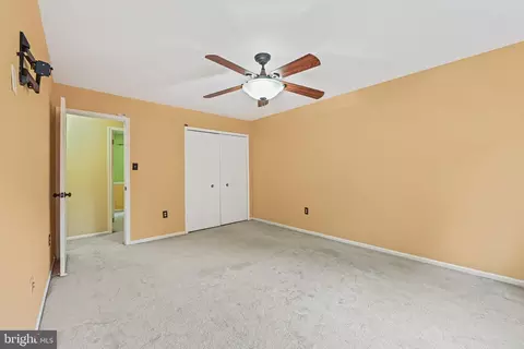7916 Pebble Brook Ct, Springfield, VA 22153 photo 17