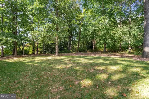 7718 Falstaff Ct, Mclean, VA 22102 photo 3