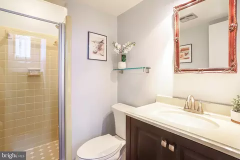 7718 Falstaff Ct, Mclean, VA 22102 photo 43