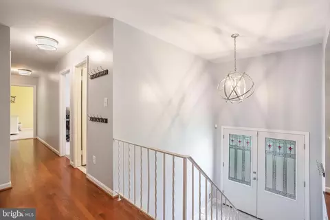 7718 Falstaff Ct, Mclean, VA 22102 photo 32
