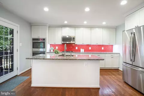 7718 Falstaff Ct, Mclean, VA 22102 photo 11