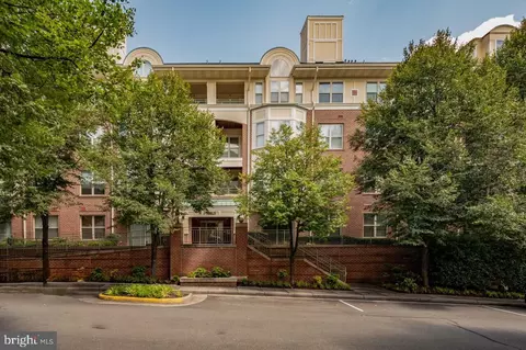1855 Stratford Park Pl #412, Reston, VA 20190