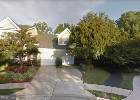 1256 Woodbrook Ct, Reston, VA 20194