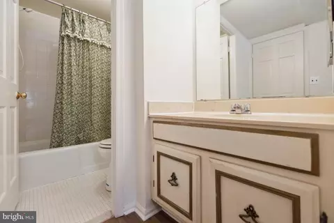7720 Tremayne Pl #109, Mclean, VA 22102 photo 16
