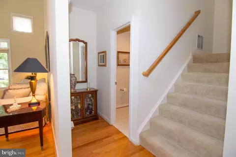 2007 Beacon Pl, Reston, VA 20191 photo 42