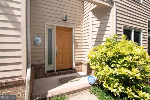 2007 Beacon Pl, Reston, VA 20191 photo 8