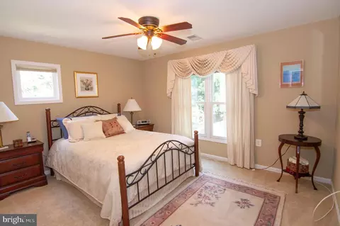 2007 Beacon Pl, Reston, VA 20191 photo 59