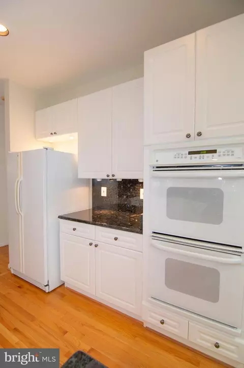 2007 Beacon Pl, Reston, VA 20191 photo 38
