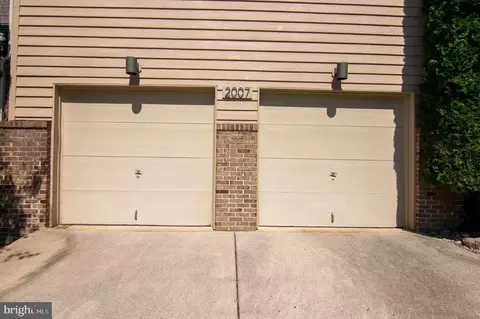 2007 Beacon Pl, Reston, VA 20191 photo 5