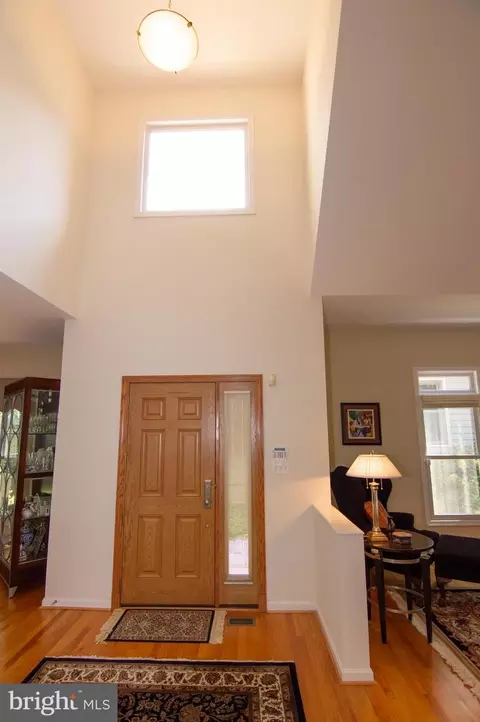 2007 Beacon Pl, Reston, VA 20191 photo 9