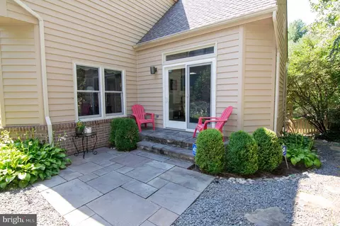 2007 Beacon Pl, Reston, VA 20191 photo 27
