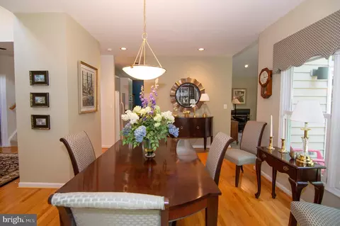 2007 Beacon Pl, Reston, VA 20191 photo 16
