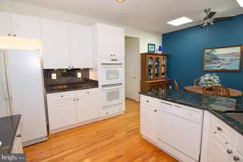2007 Beacon Pl, Reston, VA 20191 photo 39