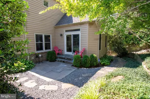 2007 Beacon Pl, Reston, VA 20191 photo 71