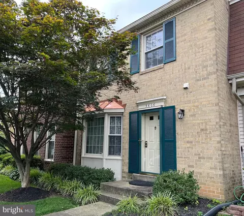 5606 Castlebury Ct, Burke, VA 22015