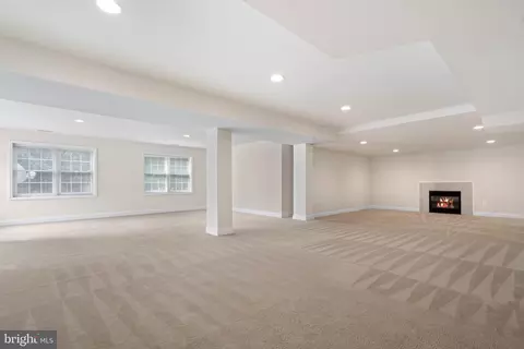8761 Center Rd, Springfield, VA 22152 photo 45