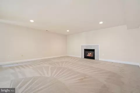 8761 Center Rd, Springfield, VA 22152 photo 47