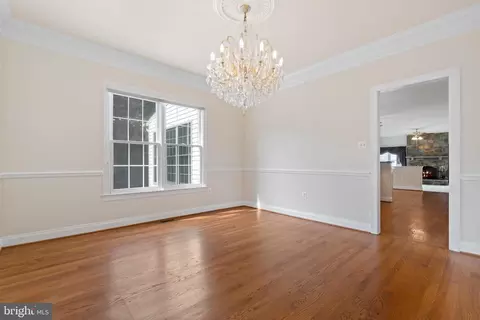 8761 Center Rd, Springfield, VA 22152 photo 10
