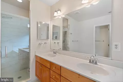 8761 Center Rd, Springfield, VA 22152 photo 29