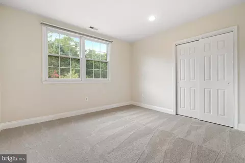 8761 Center Rd, Springfield, VA 22152 photo 38