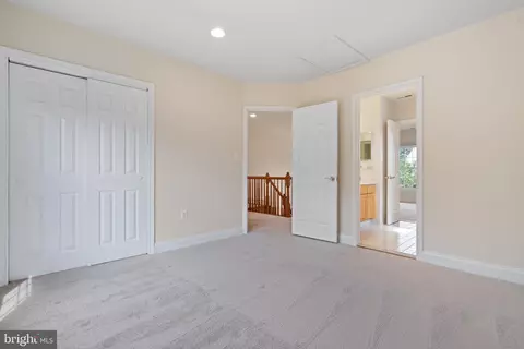 8761 Center Rd, Springfield, VA 22152 photo 33