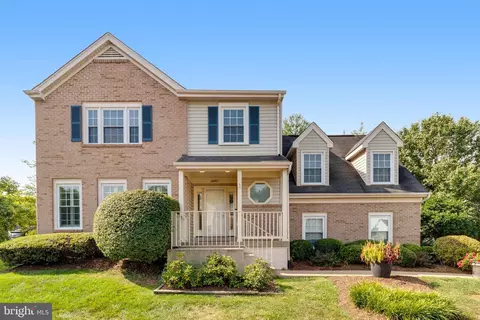 14801 Deer Pond Ct, Centreville, VA 20120