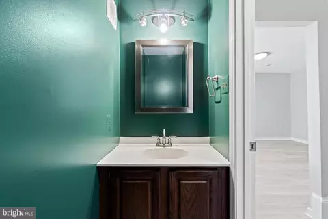7007 Dunningham Pl #4, Mclean, VA 22101 photo 10