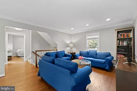7007 Dunningham Pl #4, Mclean, VA 22101 photo 3
