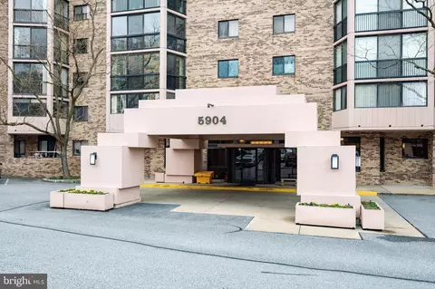 5904 Mount Eagle Dr #504, Alexandria, VA 22303