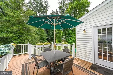 6721 Caneel Ct, Springfield, VA 22152 photo 8